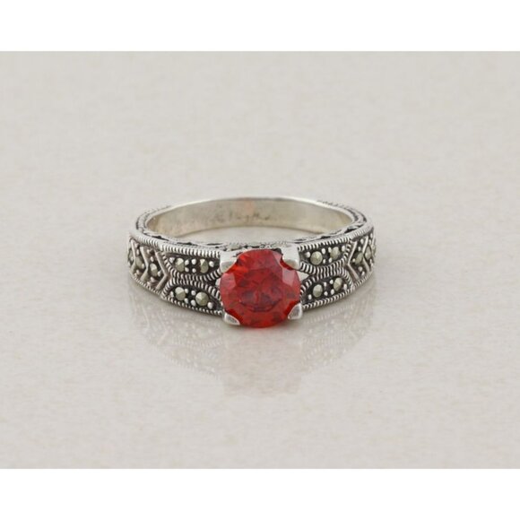 Sterling Silver Red Cubic Zirconia Marcasite Ring Size 8 - Picture 1 of 9